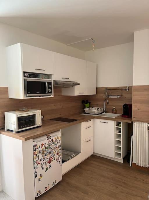Appartement Petit Deux Pieces Avec Piscine